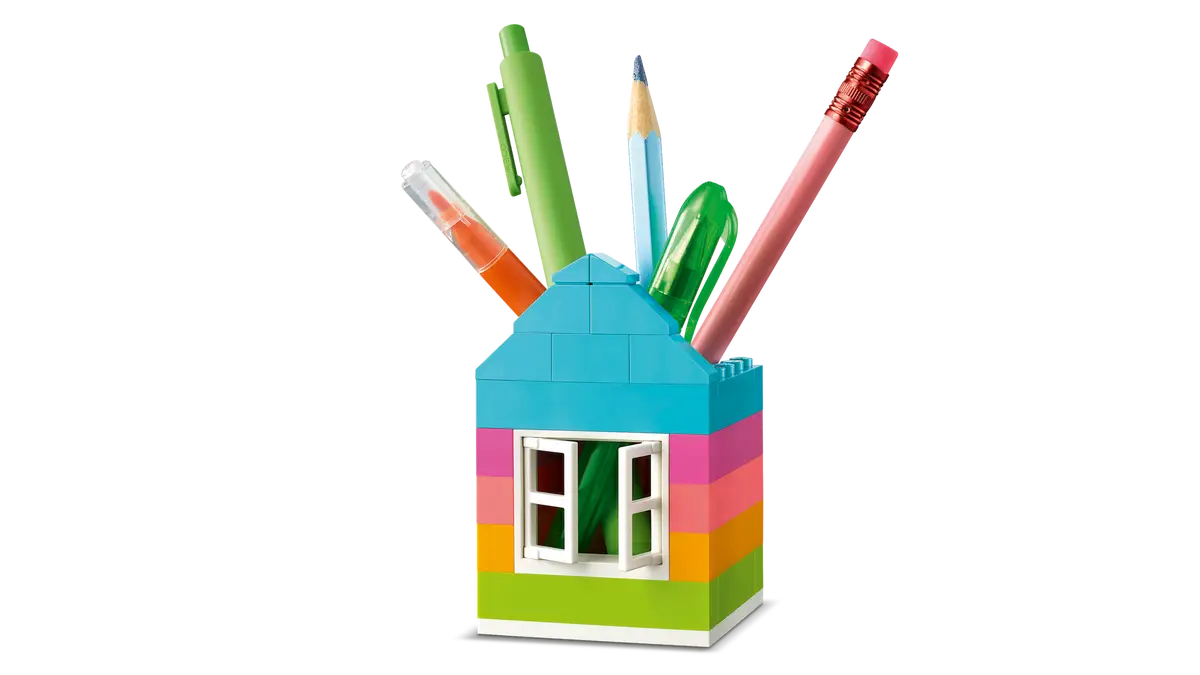 LEGO Classic Creative Happy Box (11042) - Fun Planet