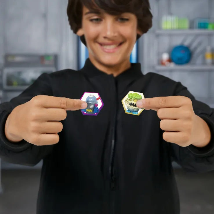 Mr Beast Lab Swarms Hyper Fusion Series Lab Pack με 6 Φιγούρες Micro Beast (BTR16000)