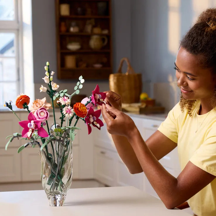 LEGO Botanical Pretty Pink Flower Bouquet (10342) - Fun Planet