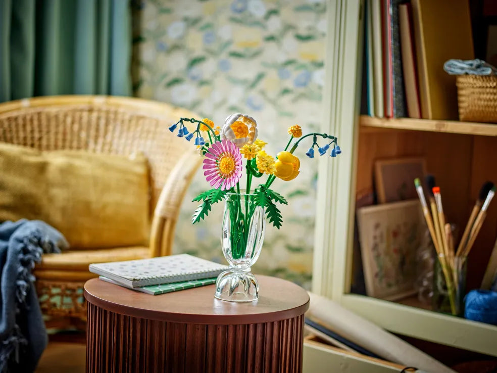 LEGO Botanical Petite Sunny Bouquet (10347) - Fun Planet