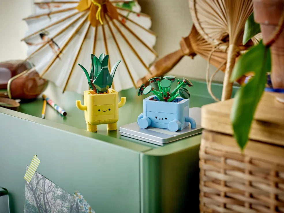 LEGO Botanical Happy Plants (10349) - Fun Planet