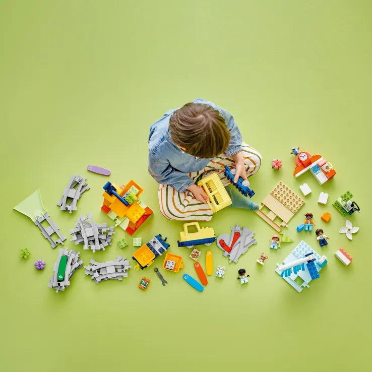 LEGO Duplo Big Interactive Community Train (10428)