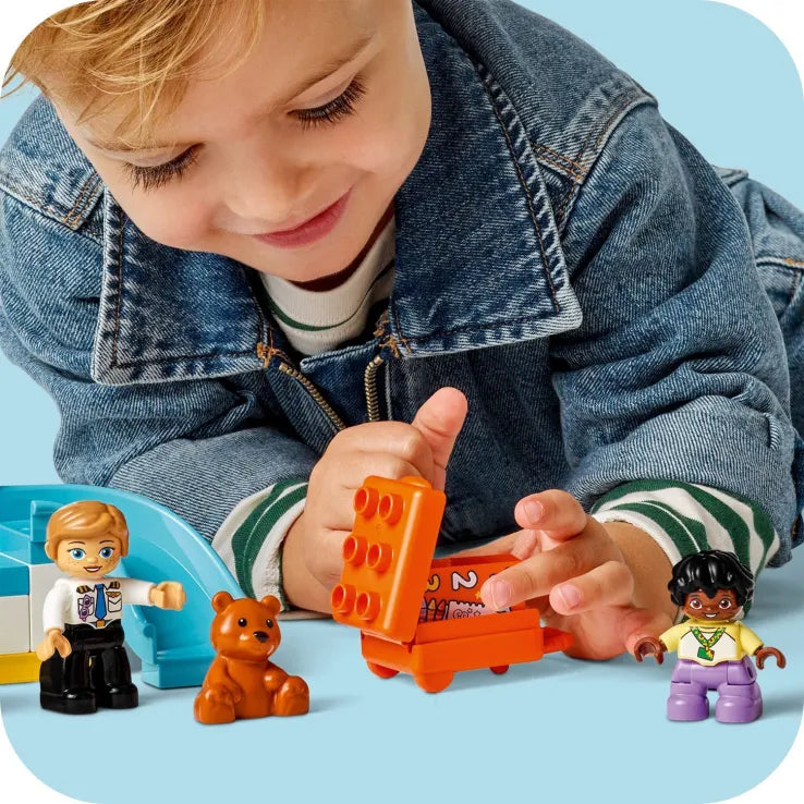 LEGO Duplo First Time At The Airport (10443) - Fun Planet