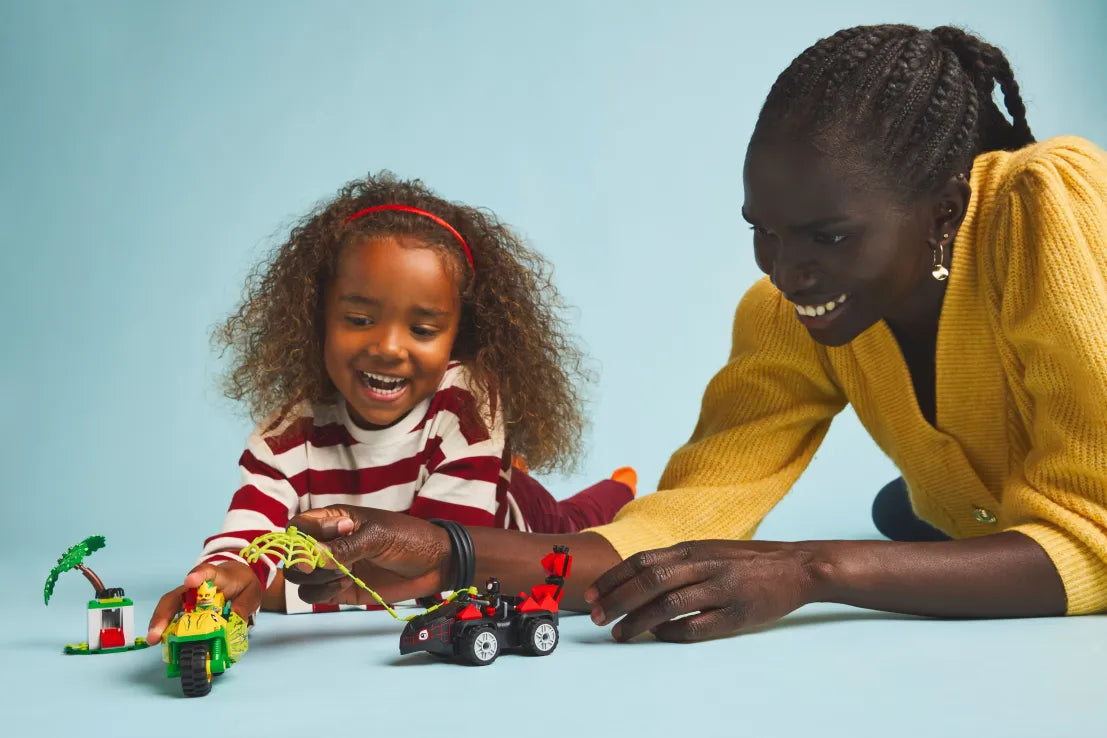 LEGO Marvel Spin And Electro Dinosaur Vehicle Chase (11198) - Fun Planet