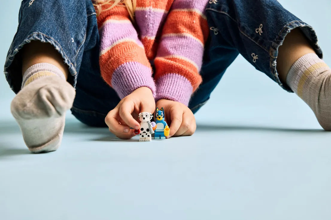 LEGO Bluey Playground Fun With Bluey & Chloe (11201)