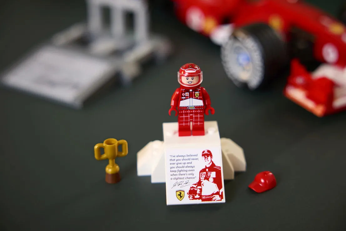 LEGO Icons Ferrari F2004 & Michael Schumacher (11375) - Fun Planet