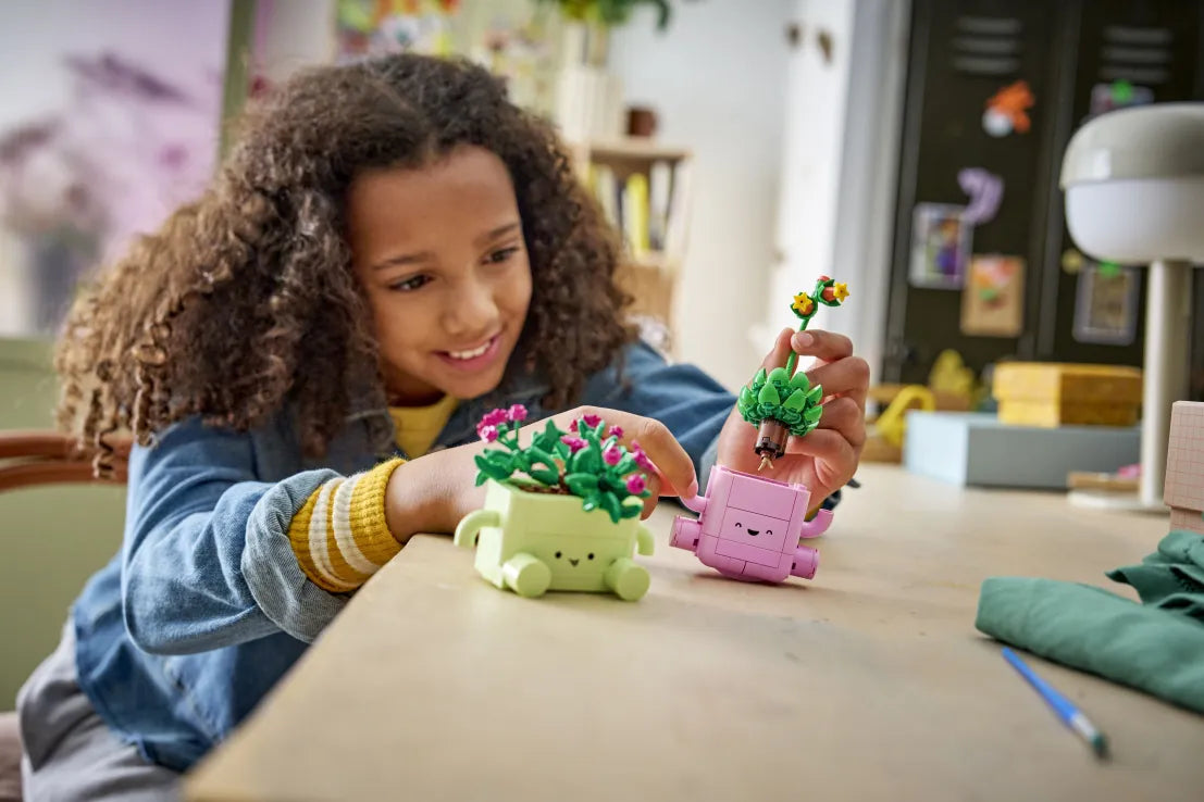LEGO® Botanicals Rocking Plants (11506) - Fun Planet