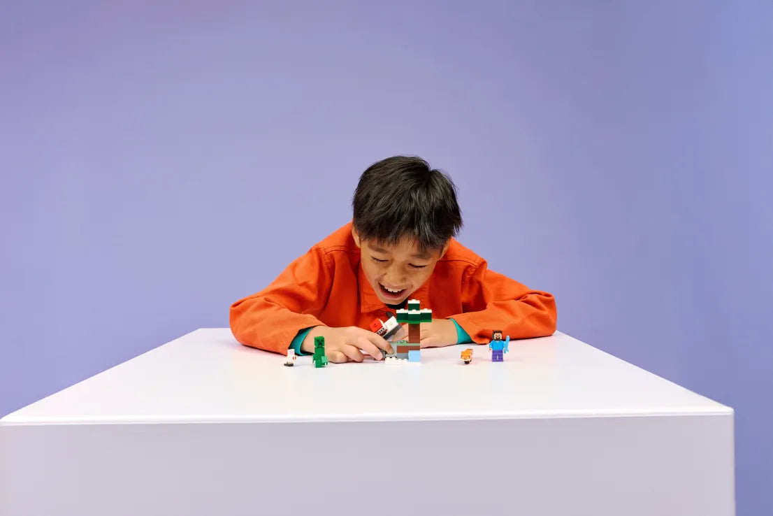 LEGO Minecraft Steve's Taiga Adventure (21583)