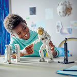LEGO Creator 3in1 Space Astronaut (31152) - Fun Planet
