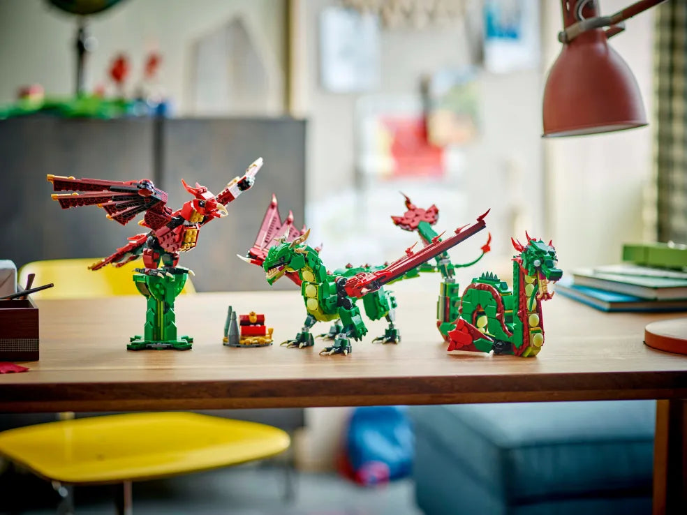 LEGO Creator 3in1 Medieval Dragon (31161) - Fun Planet