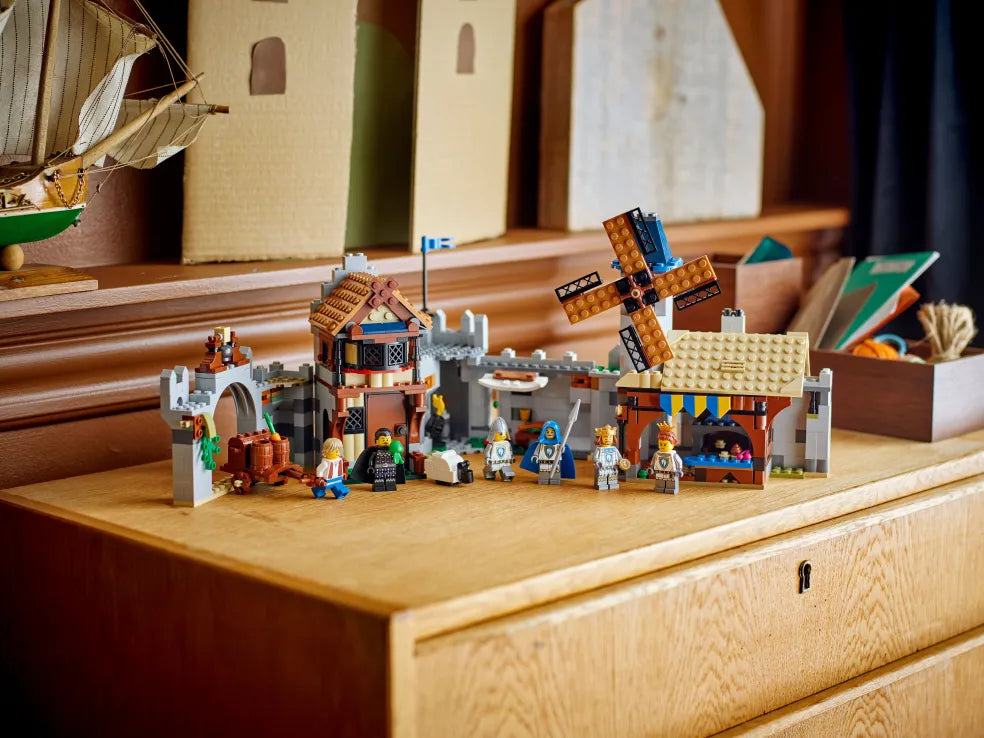 LEGO Creator 3in1 Medieval Horse Knight Castle (31168)