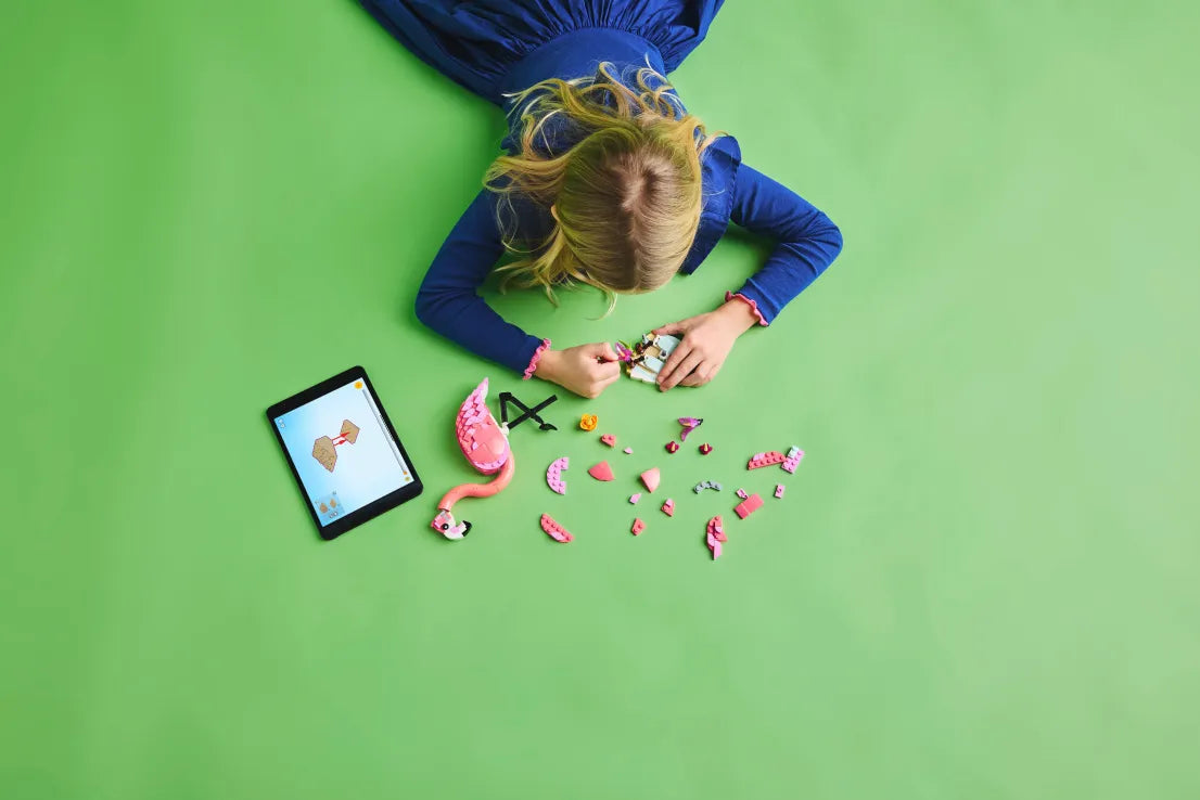 LEGO Creator 3in1 Wild Animals: Pink Flamingo (31170) - Fun Planet