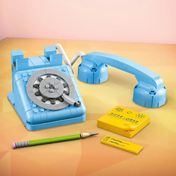 LEGO Creator 3in1 Retro Telephone (31174)