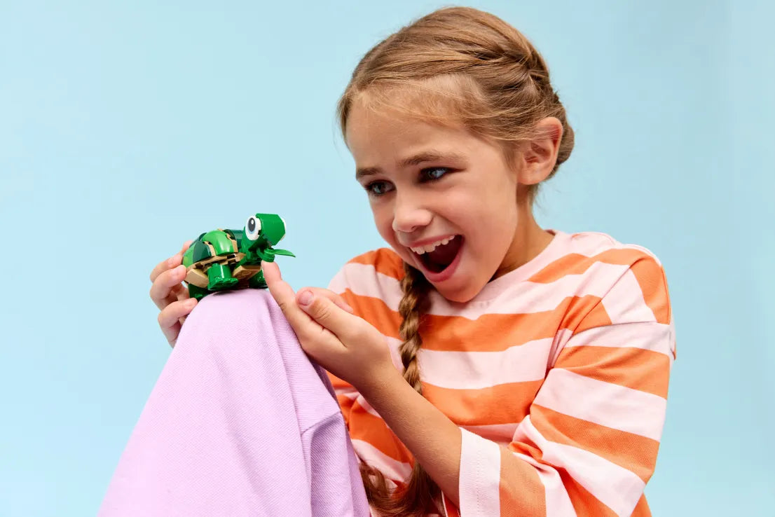 LEGO Creator 3in1 Turtle With A Water Lily Flower (31377)