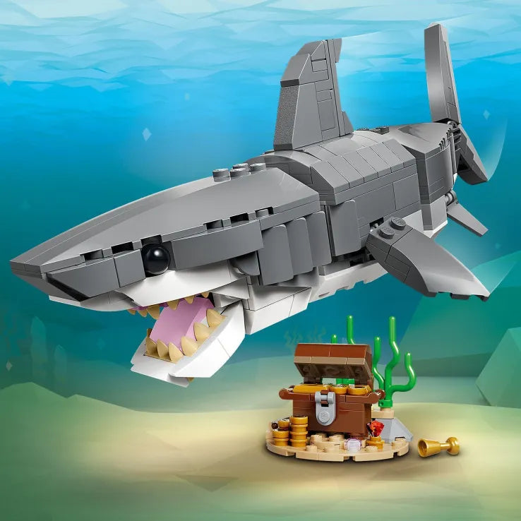LEGO Creator 3in1 Fierce Shark With A Treasure Chest (31381)