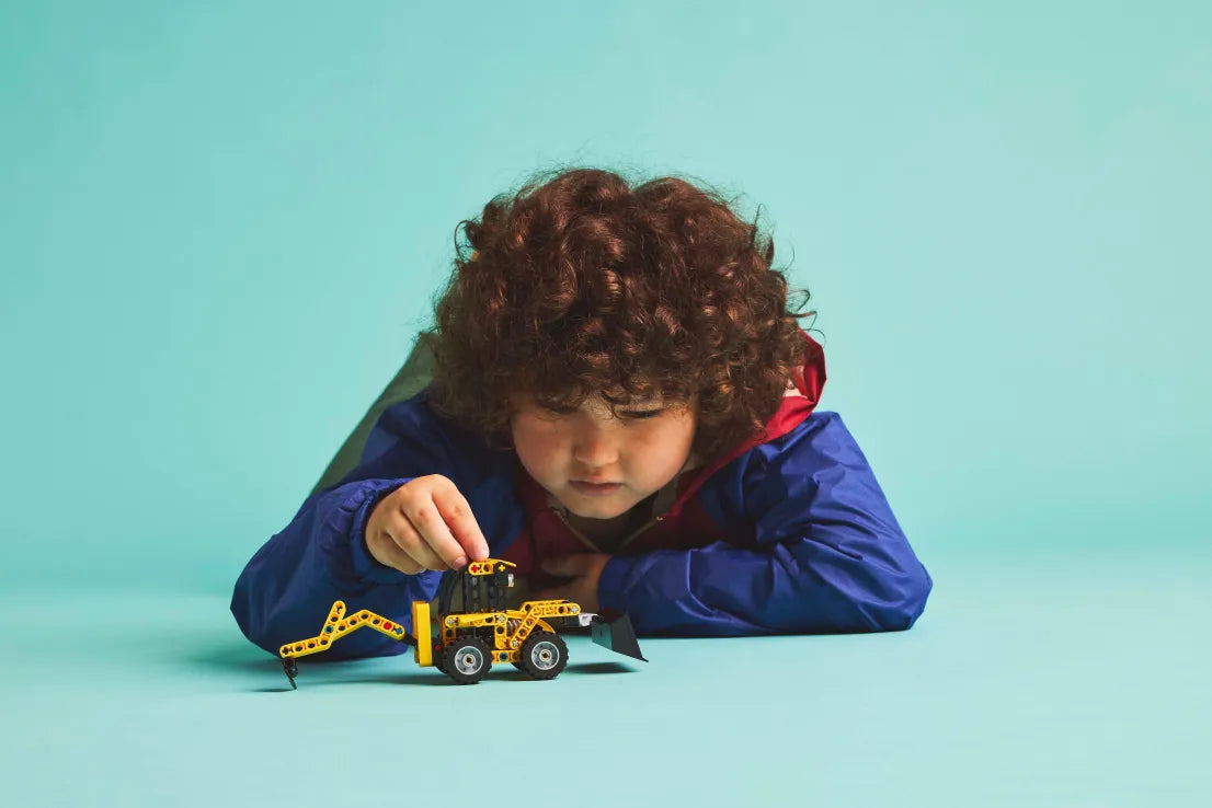 LEGO Technic Backhoe Loader (42197) - Fun Planet