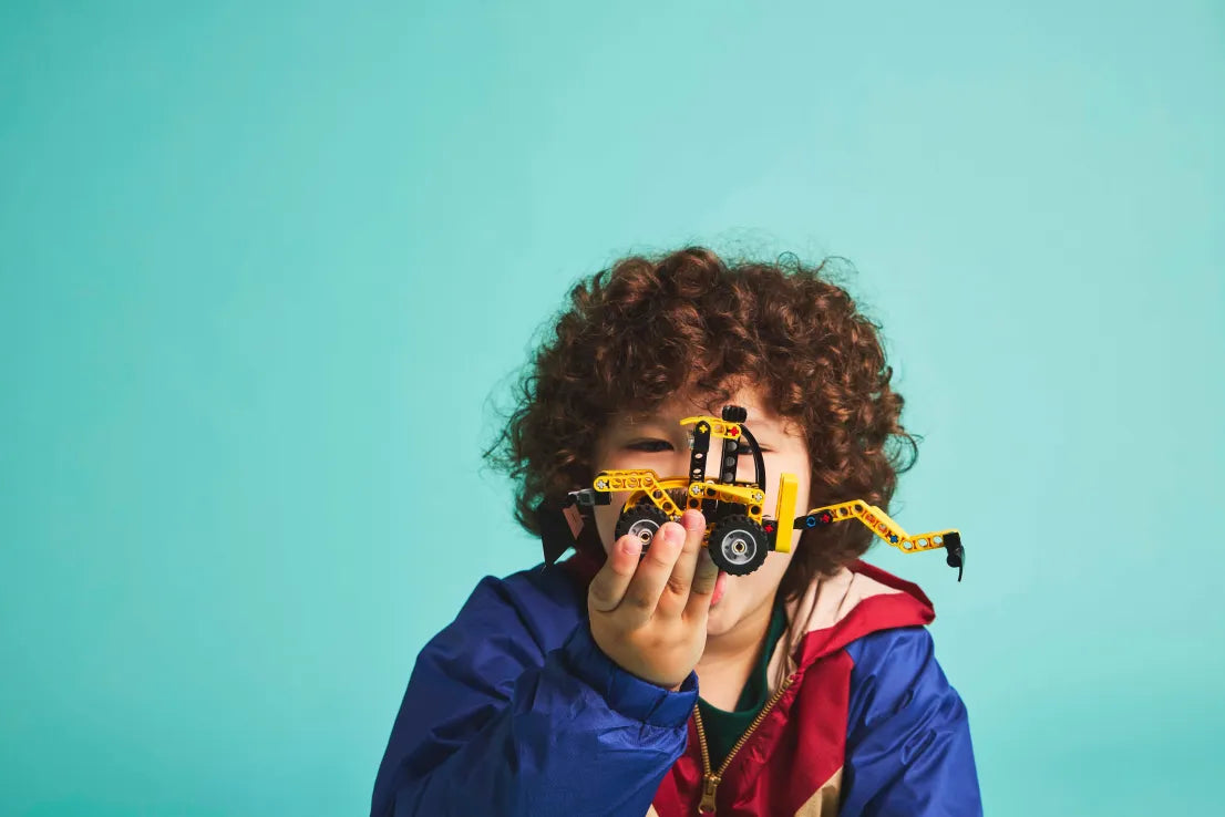 LEGO Technic Backhoe Loader (42197) - Fun Planet