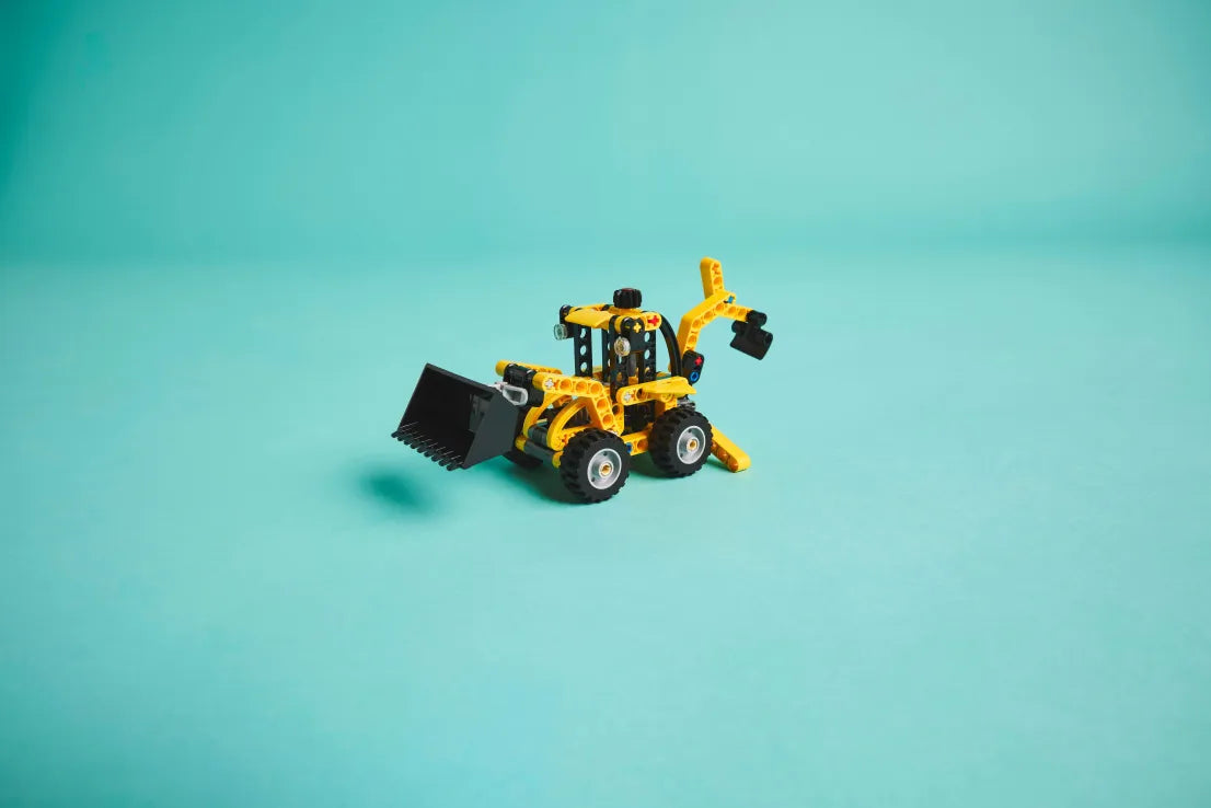 LEGO Technic Backhoe Loader (42197) - Fun Planet