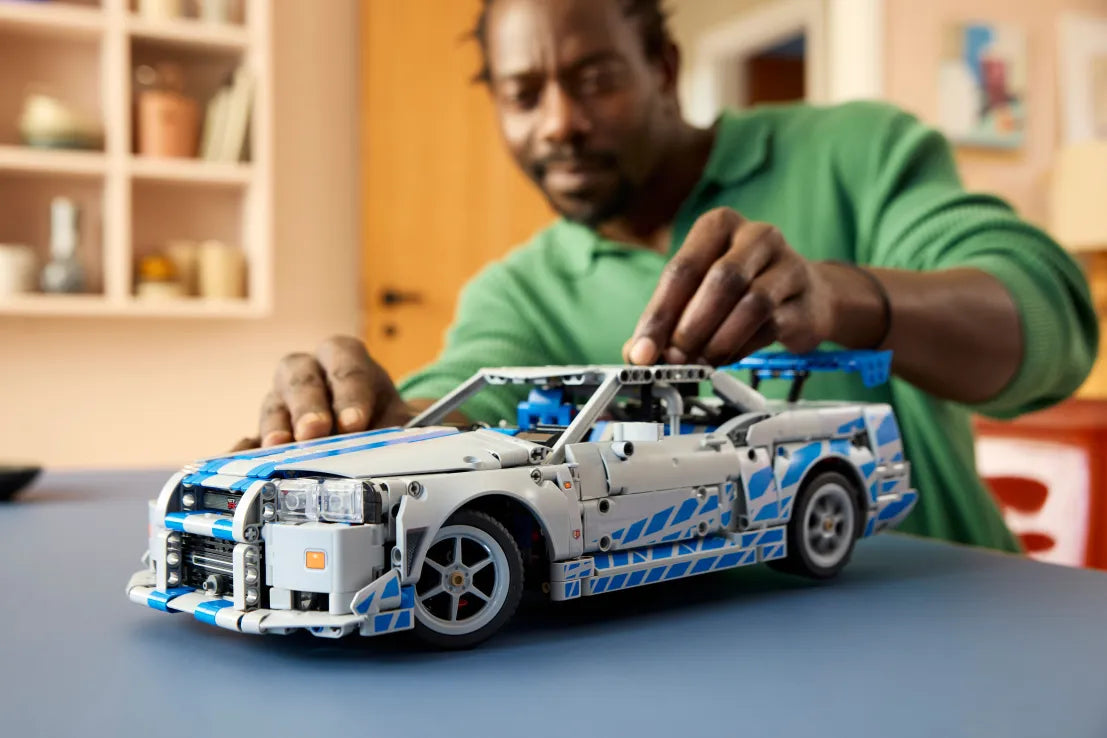 LEGO Technic 2 Fast 2 Furious Nissan Skyline GT-R R34 (42210) - Fun Planet