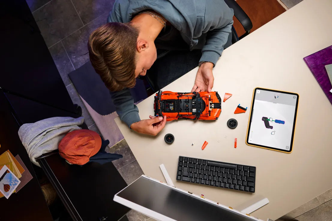 LEGO Technic Bugatti Chiron Pur Sport Hypercar (42222) - Fun Planet