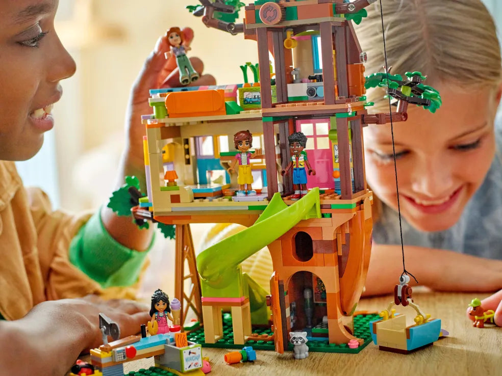 LEGO Friends Friendship Tree House Hangout (42652) - Fun Planet