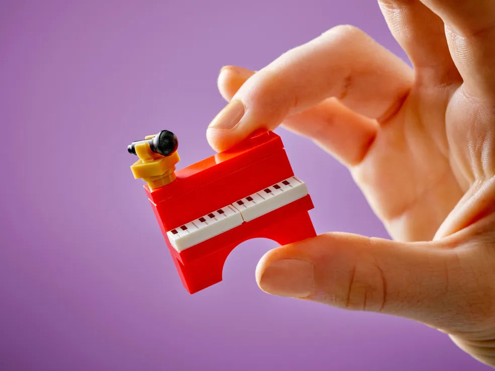 LEGO Friends Music Store & Apartment (42653)