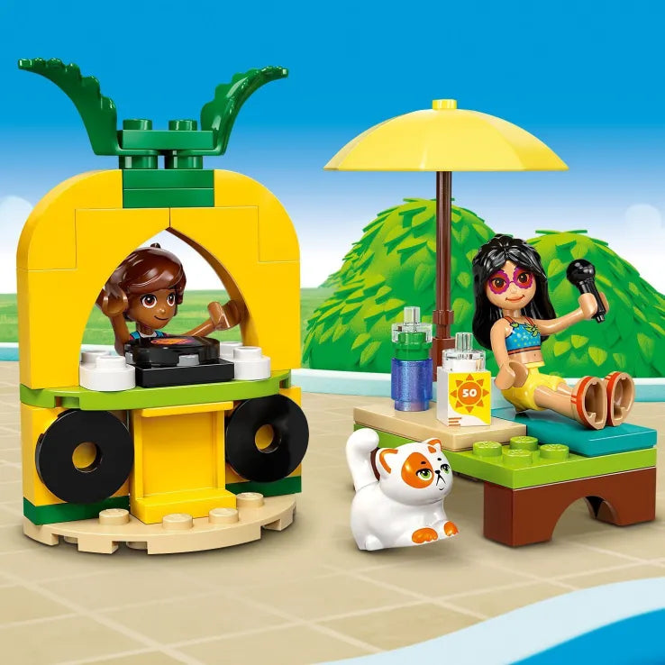 LEGO Friends Unicorn & Flamingo Pool Party (42658) - Fun Planet