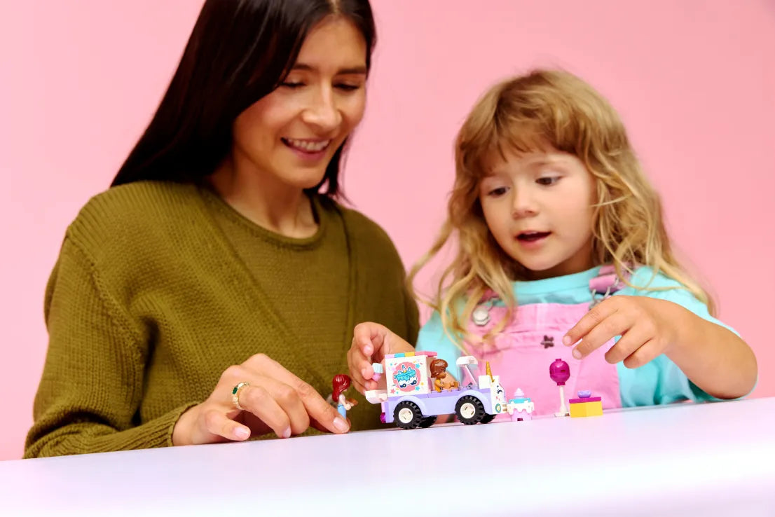 LEGO Friends Unicorn Cake Delivery Car (42675)