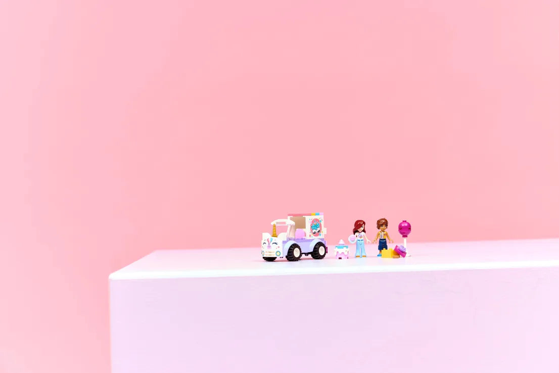LEGO Friends Unicorn Cake Delivery Car (42675)