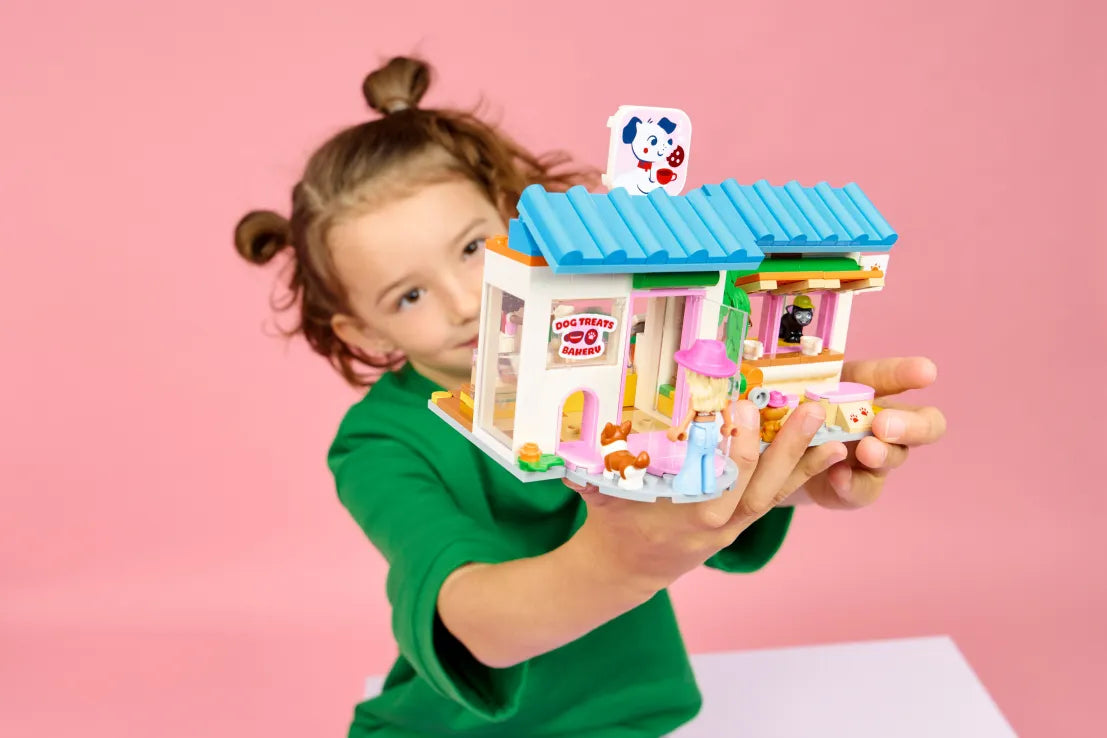 LEGO Friends Pony Ranch &amp; Stable (42654)