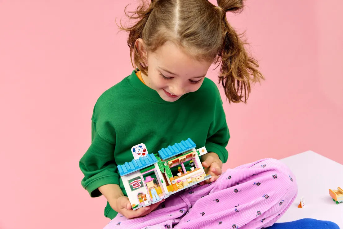 LEGO Friends Pony Ranch &amp; Stable (42654)