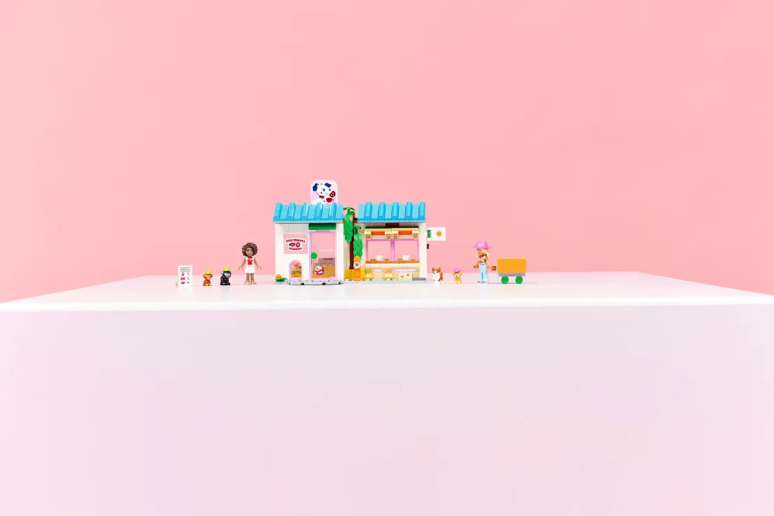 LEGO Friends Pony Ranch &amp; Stable (42654)