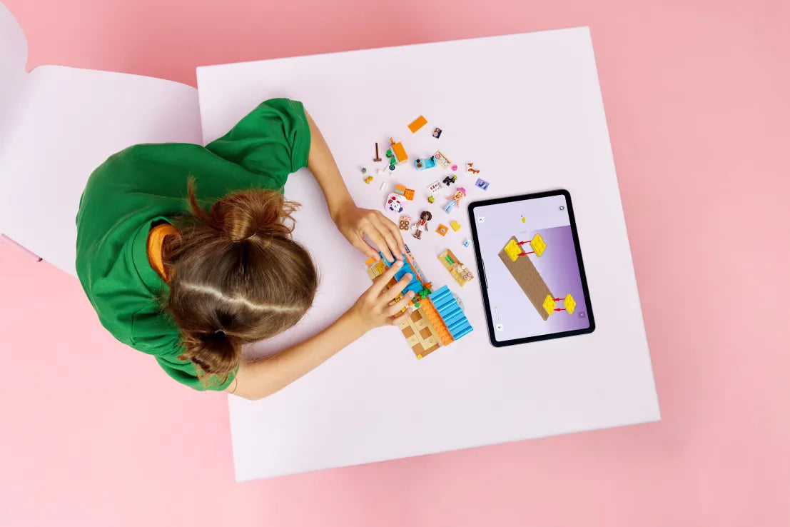 LEGO Friends Pony Ranch &amp; Stable (42654)