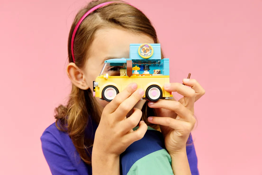 LEGO Friends Pet Accesories Van (42678)
