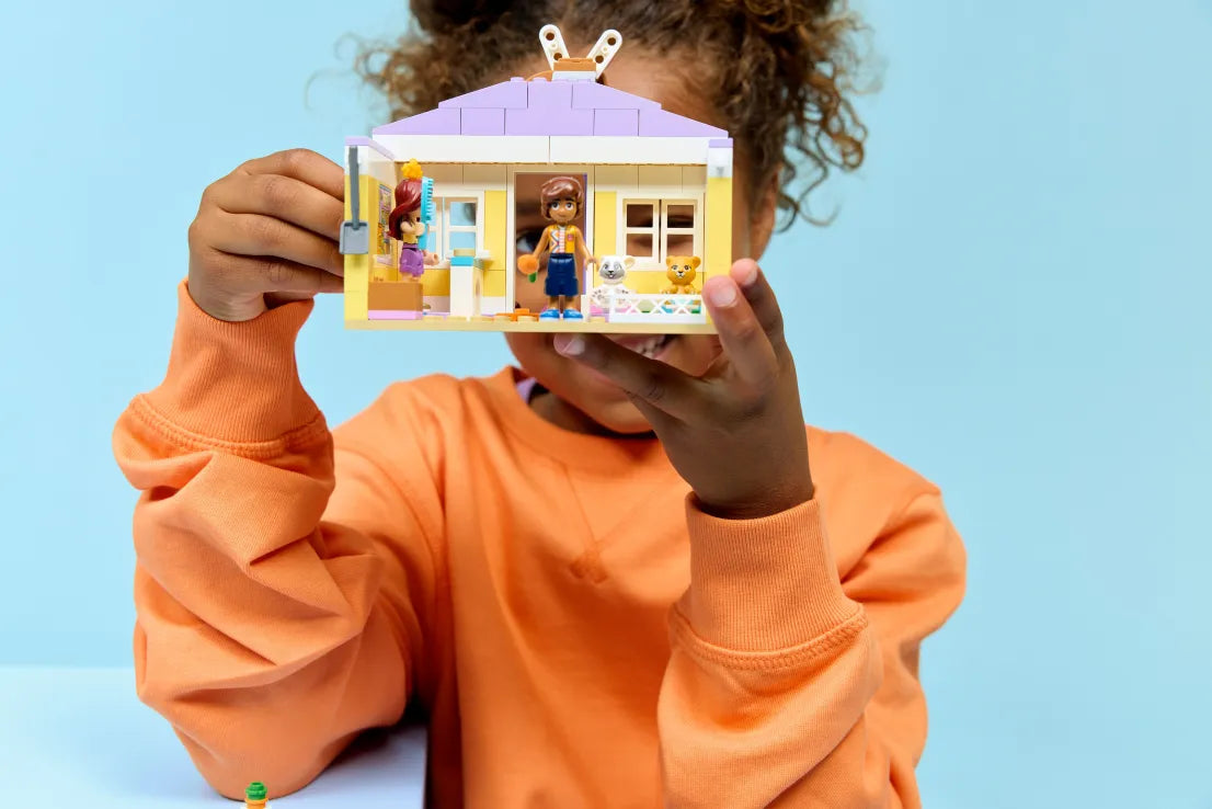 LEGO Friends Heartlake City Bunny Hotel (42679) - Fun Planet