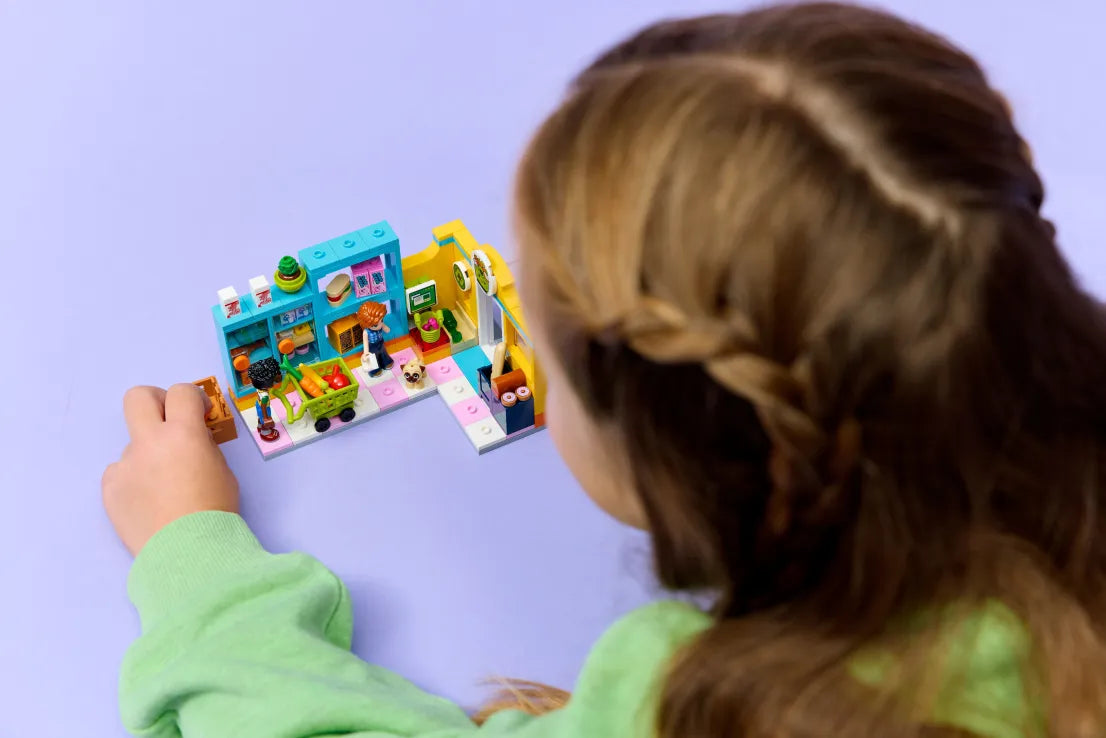 LEGO Friends Heartlake City Convenience Store (42680)