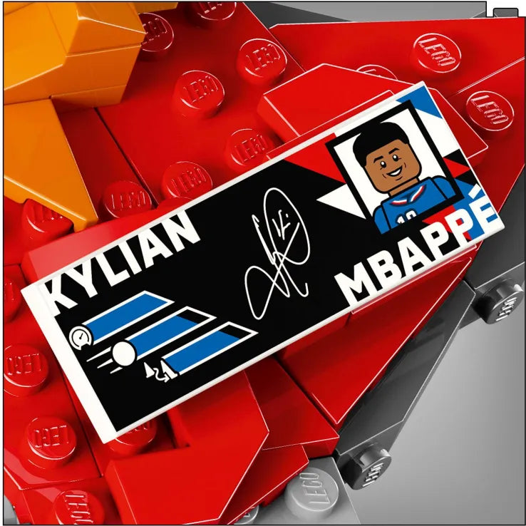 LEGO® Editions Kylian Mbappe-Soccer Highlights (43013)