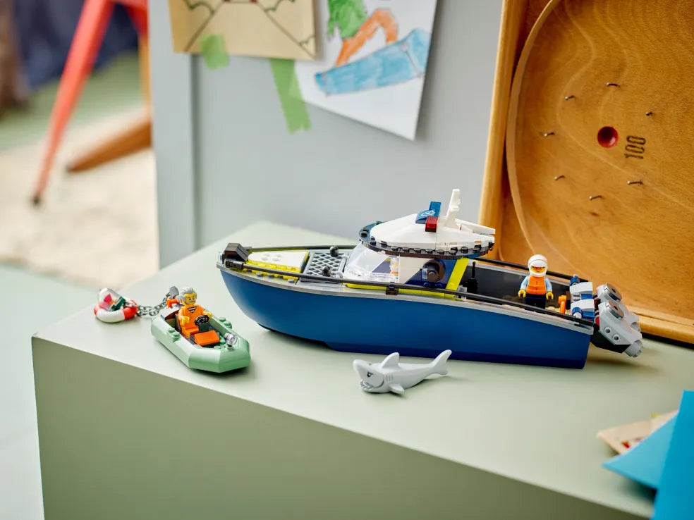 LEGO City Police Boat Chase (60456) - Fun Planet