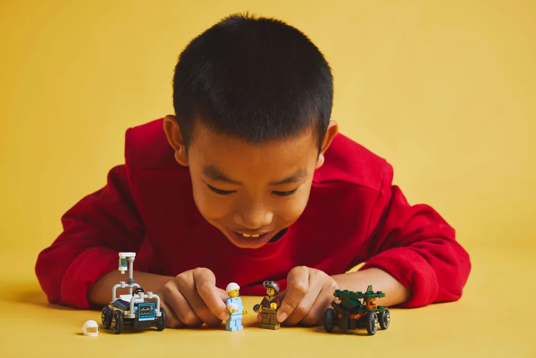 LEGO City Airplane vs. Hospital Bed Race Car Pack (60459) - Fun Planet