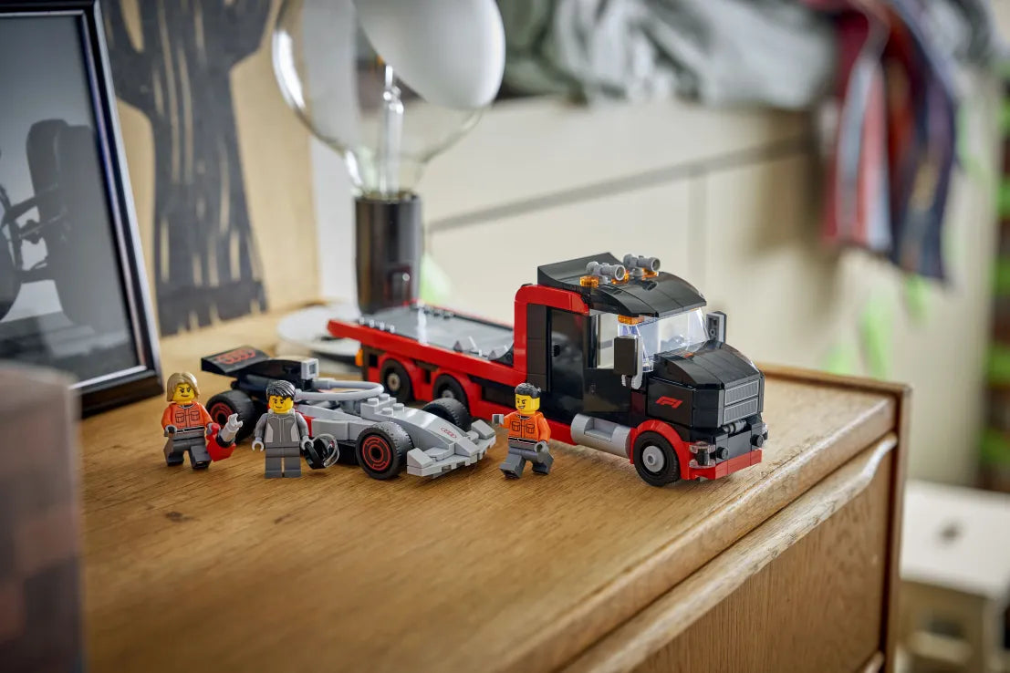 LEGO City F1 Display Truck With AUDI F1 Race Car (60493) - Fun Planet