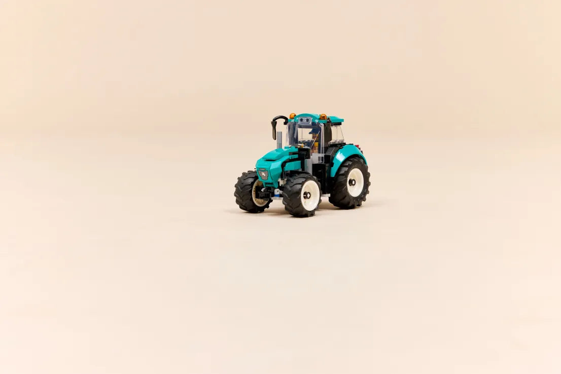 LEGO City Tractor (60498) - Fun Planet
