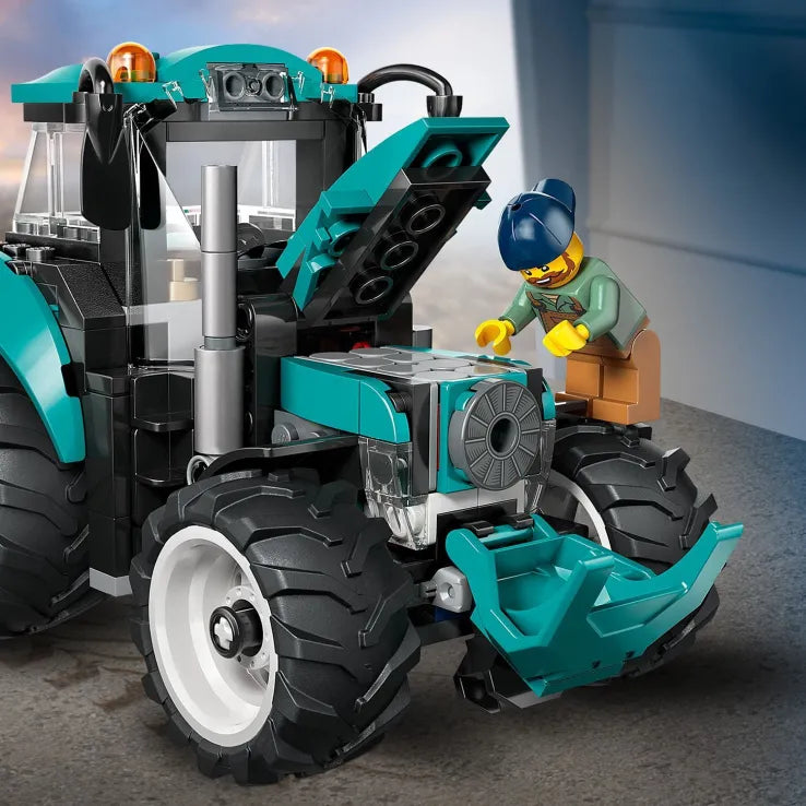 LEGO City Tractor (60498) - Fun Planet