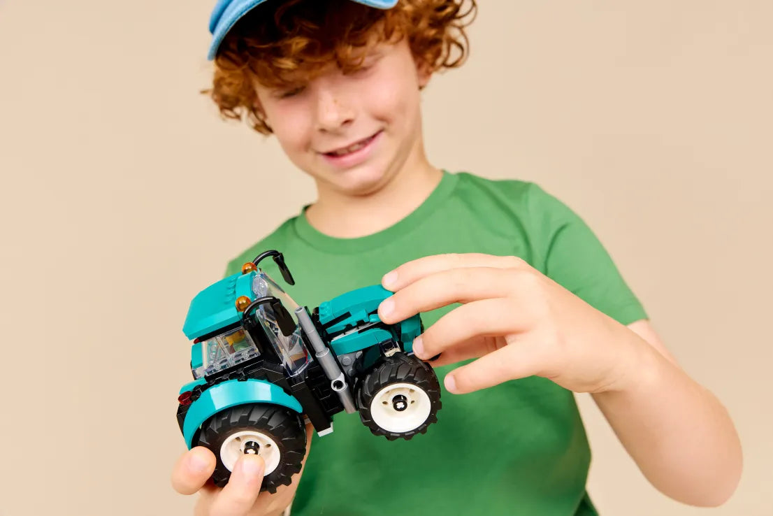 LEGO City Tractor (60498) - Fun Planet