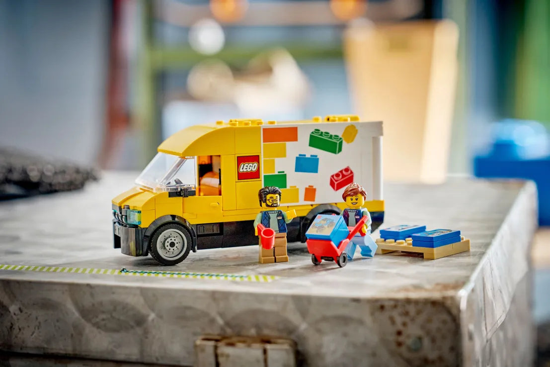 LEGO City The Lego Van (60500)