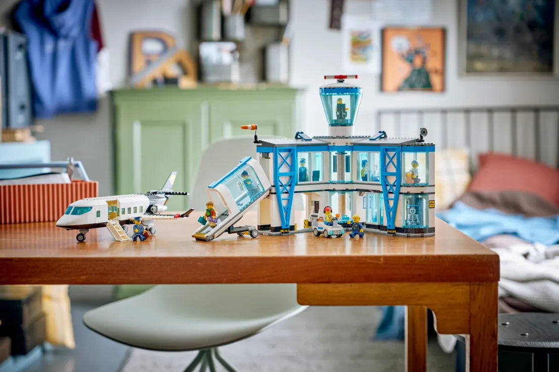 LEGO City Airport With Airplane (60502)