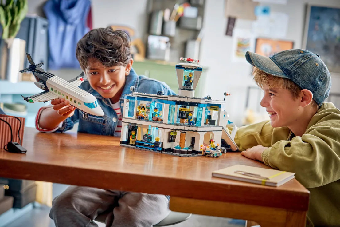 LEGO City Airport With Airplane (60502)