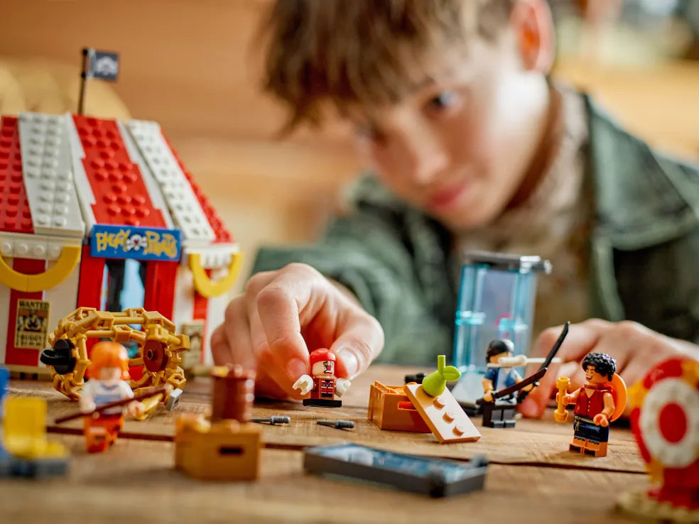 LEGO One Piece Buggy The Clown's Circus Tent (75637)