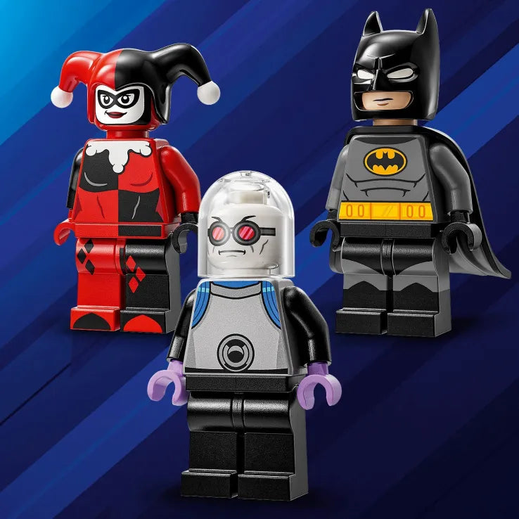LEGO Super Heroes Batman With The Batmobil VS Harley Quinn & Mr Freeze (76274) - Fun Planet