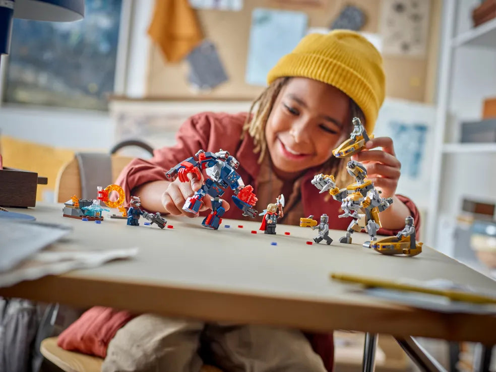 LEGO Super Heroes Marvel Avengers: Endgame Thor vs. Chitauri (76322)