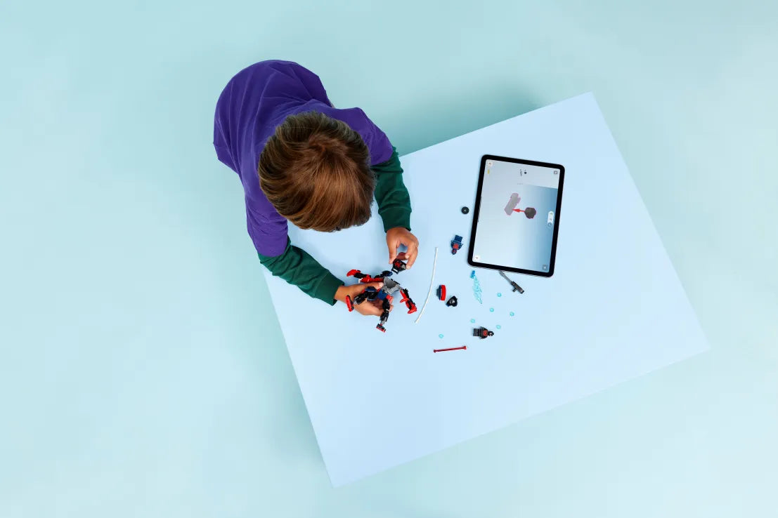 LEGO Super Heroes Miles Morales vs. Spider-Man 2099 (76337)